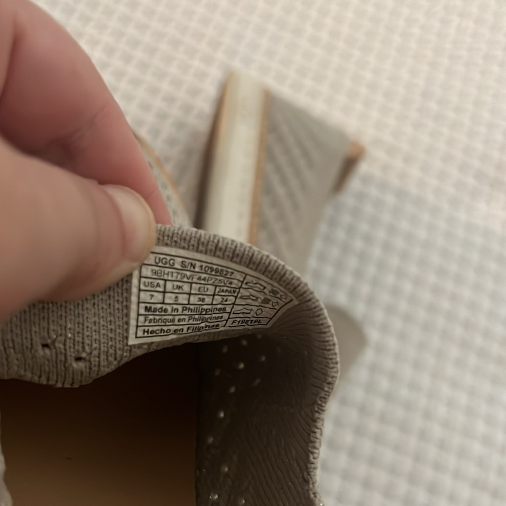 Ugg slip on sneaker.  Taupe/gray with metallic threads.  Size 7. - Picture 5 of 5